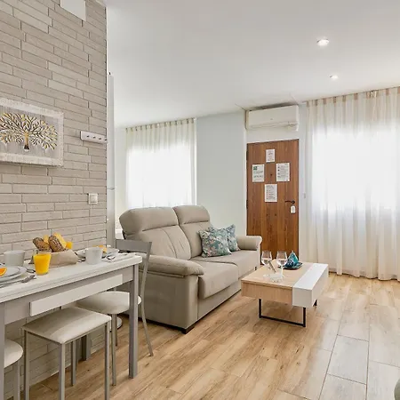 Mediterranean Charm Apartment *